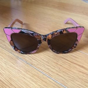 Pared Women’s Puss & Boots Pink Sunglasses + Chain